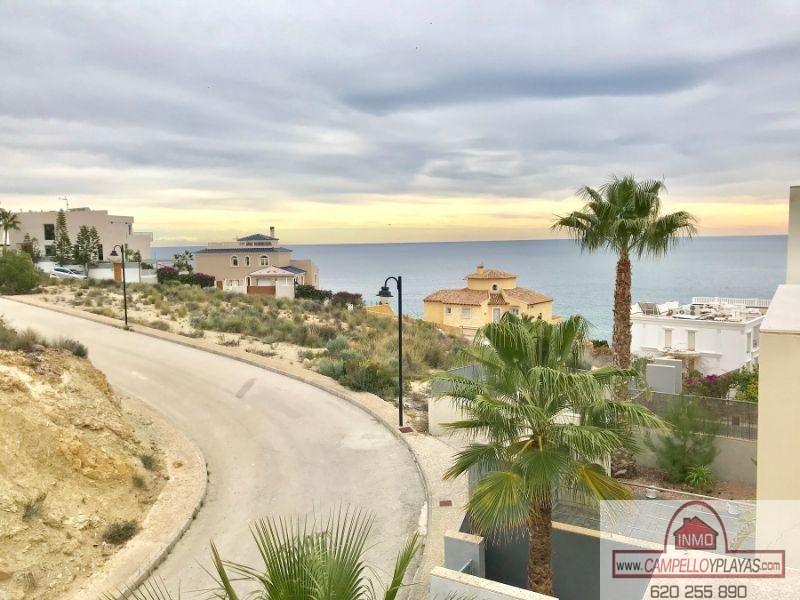 For sale of chalet in El Campello