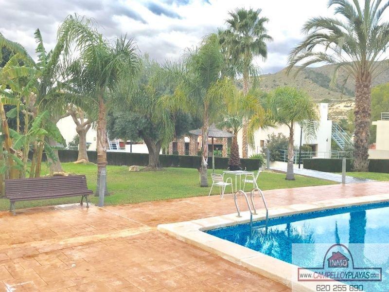 For sale of chalet in El Campello