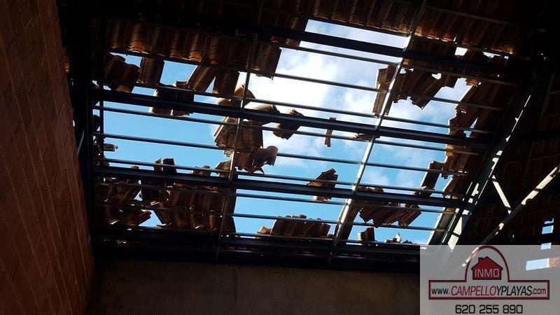 For sale of commercial in Relleu