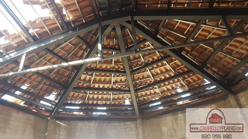 For sale of commercial in Relleu