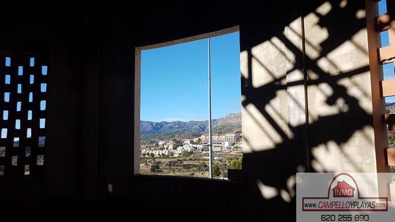 For sale of commercial in Relleu
