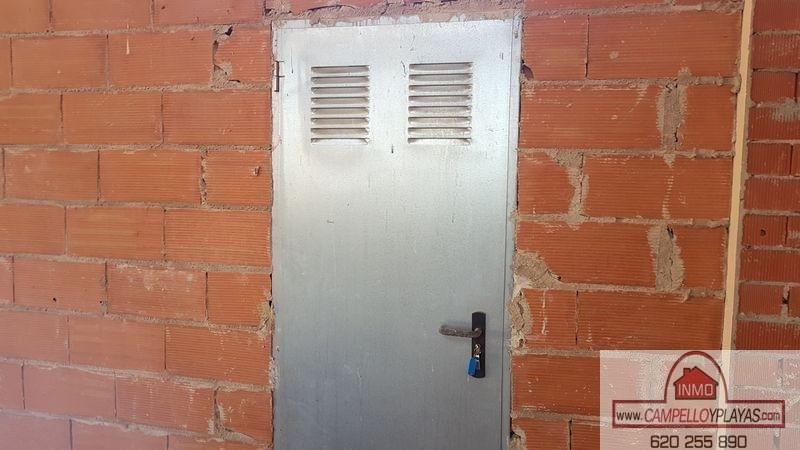 For sale of commercial in Relleu