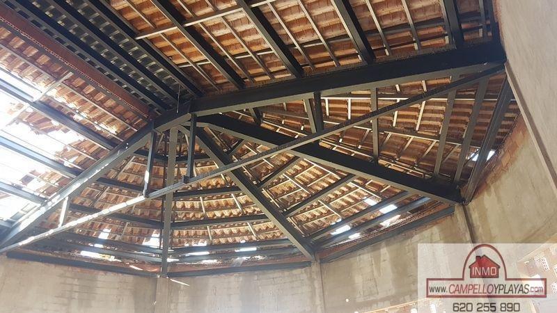 For sale of commercial in Relleu