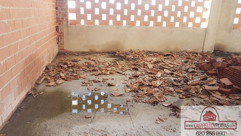 For sale of commercial in Relleu