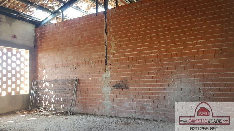 For sale of commercial in Relleu