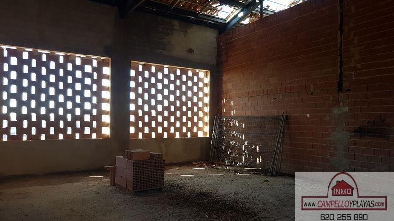 For sale of commercial in Relleu