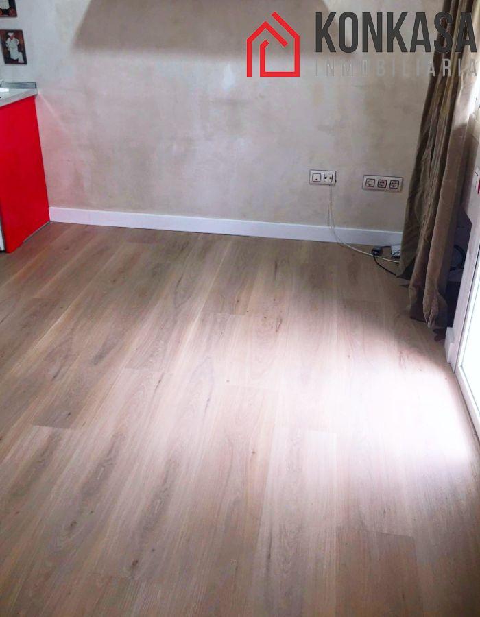 For sale of flat in Arcos de la Frontera