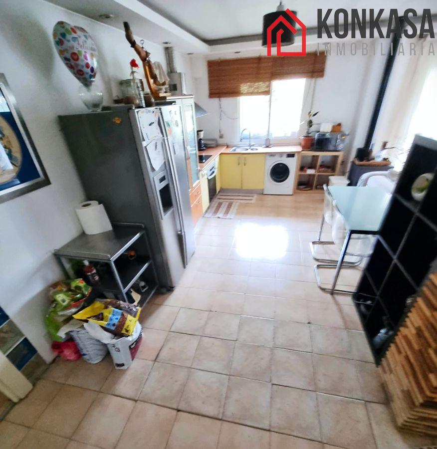 For sale of flat in Arcos de la Frontera