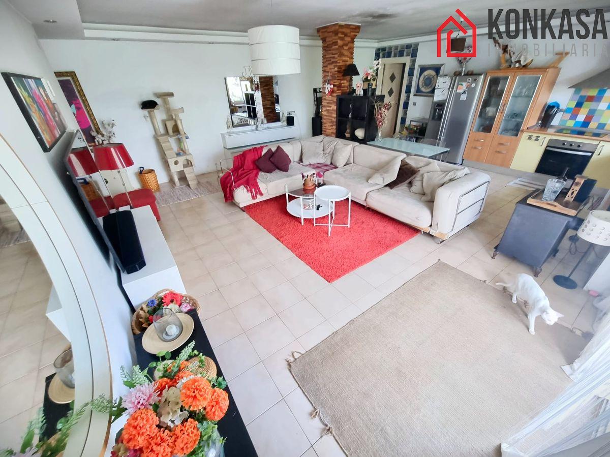 For sale of flat in Arcos de la Frontera