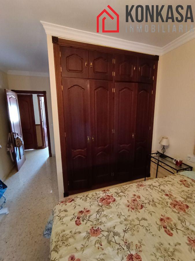 For sale of flat in Arcos de la Frontera