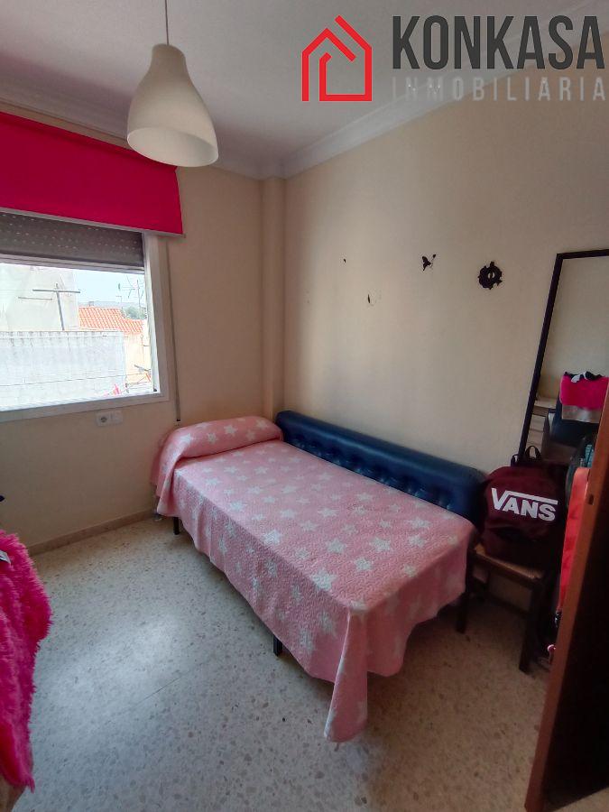For sale of flat in Arcos de la Frontera