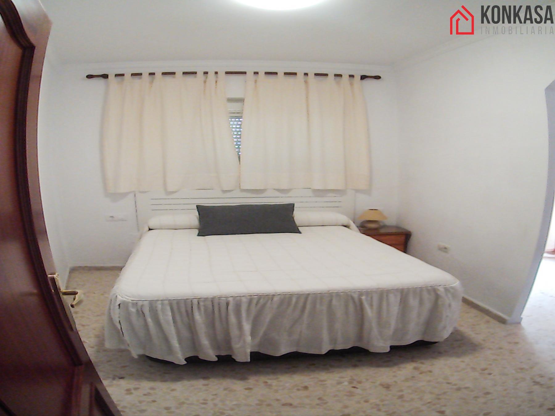 For sale of flat in Arcos de la Frontera