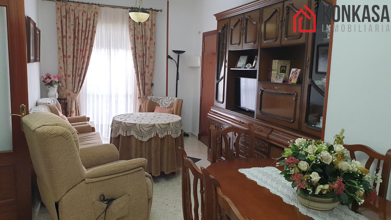 For sale of flat in Arcos de la Frontera