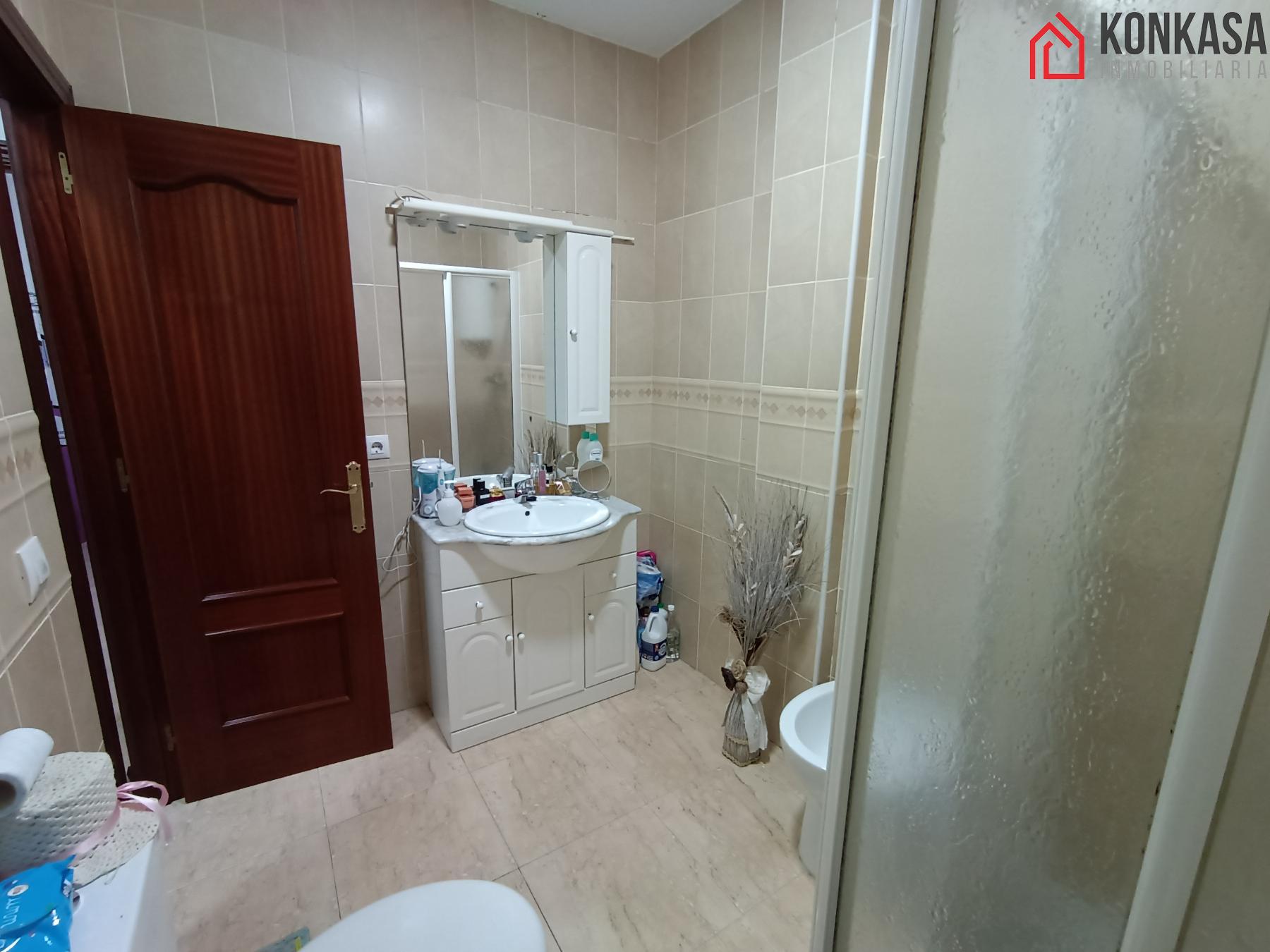 For sale of flat in Arcos de la Frontera