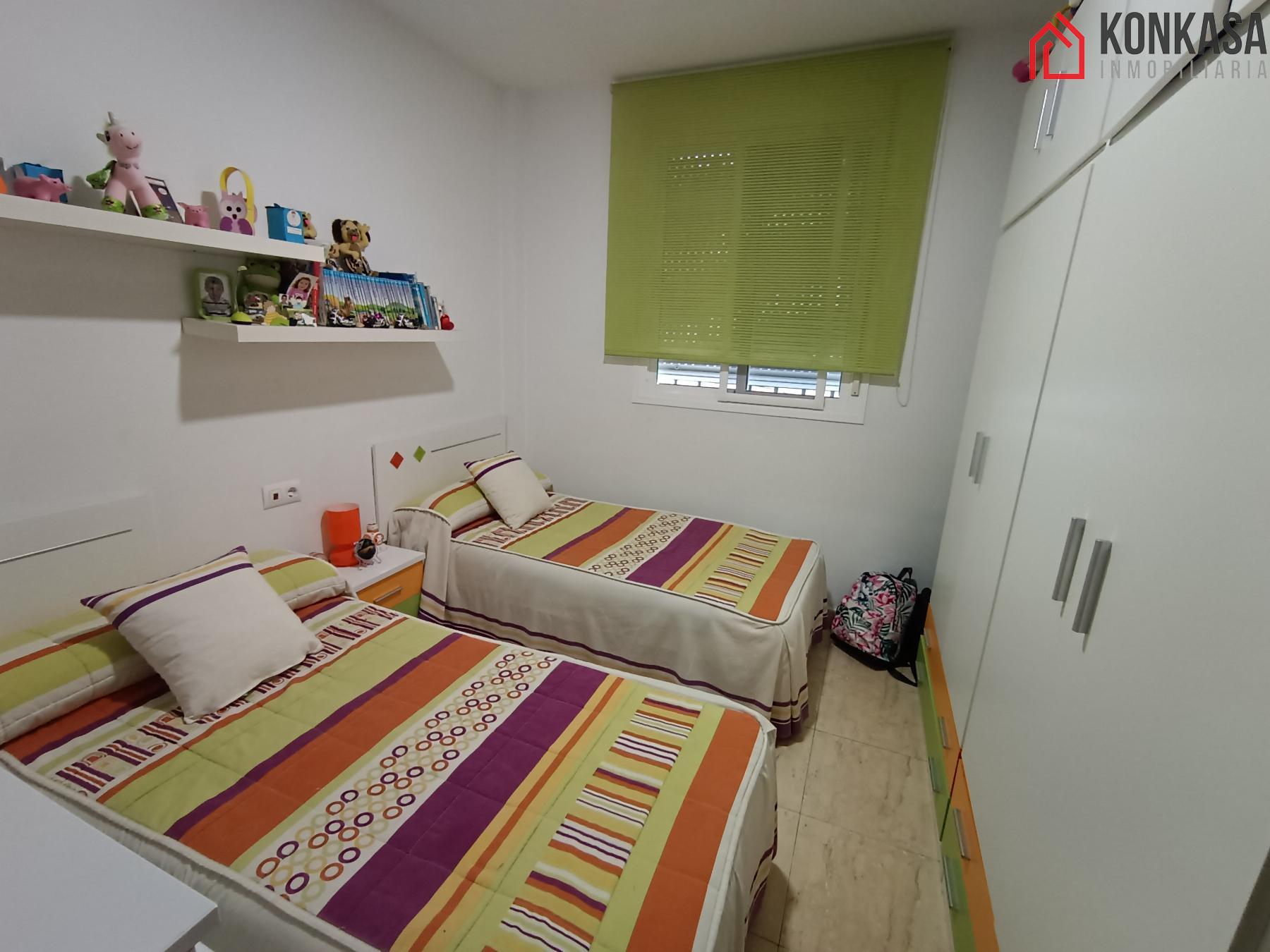 For sale of flat in Arcos de la Frontera