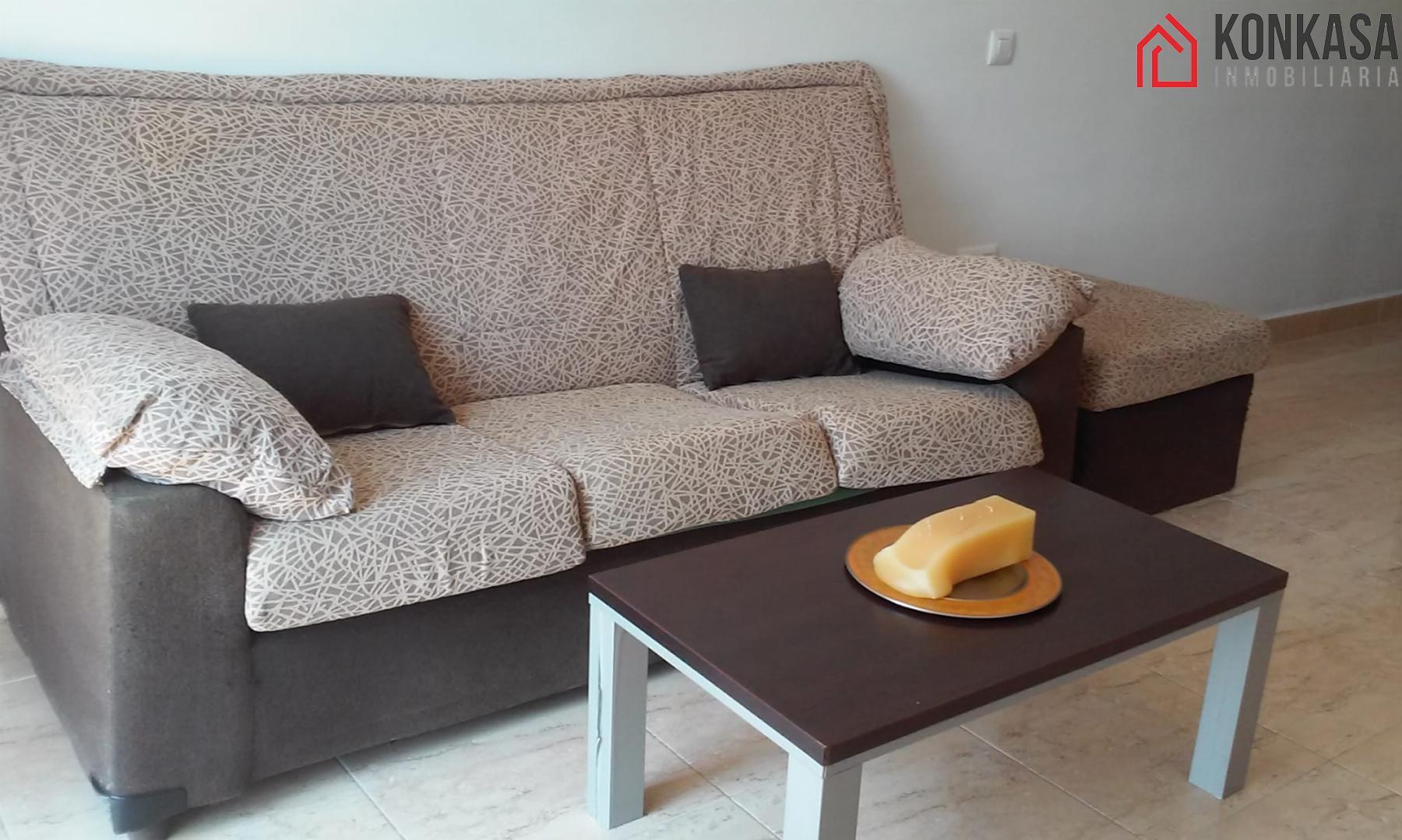 For sale of flat in Arcos de la Frontera