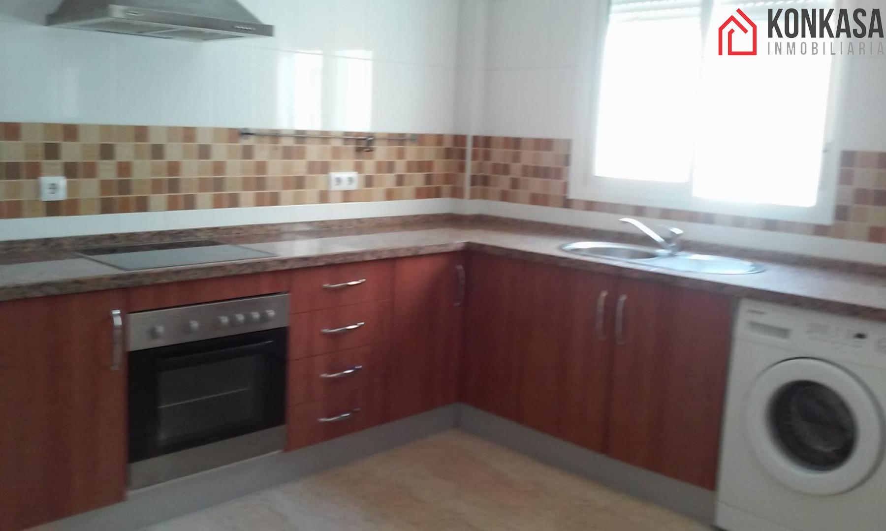 For sale of flat in Arcos de la Frontera