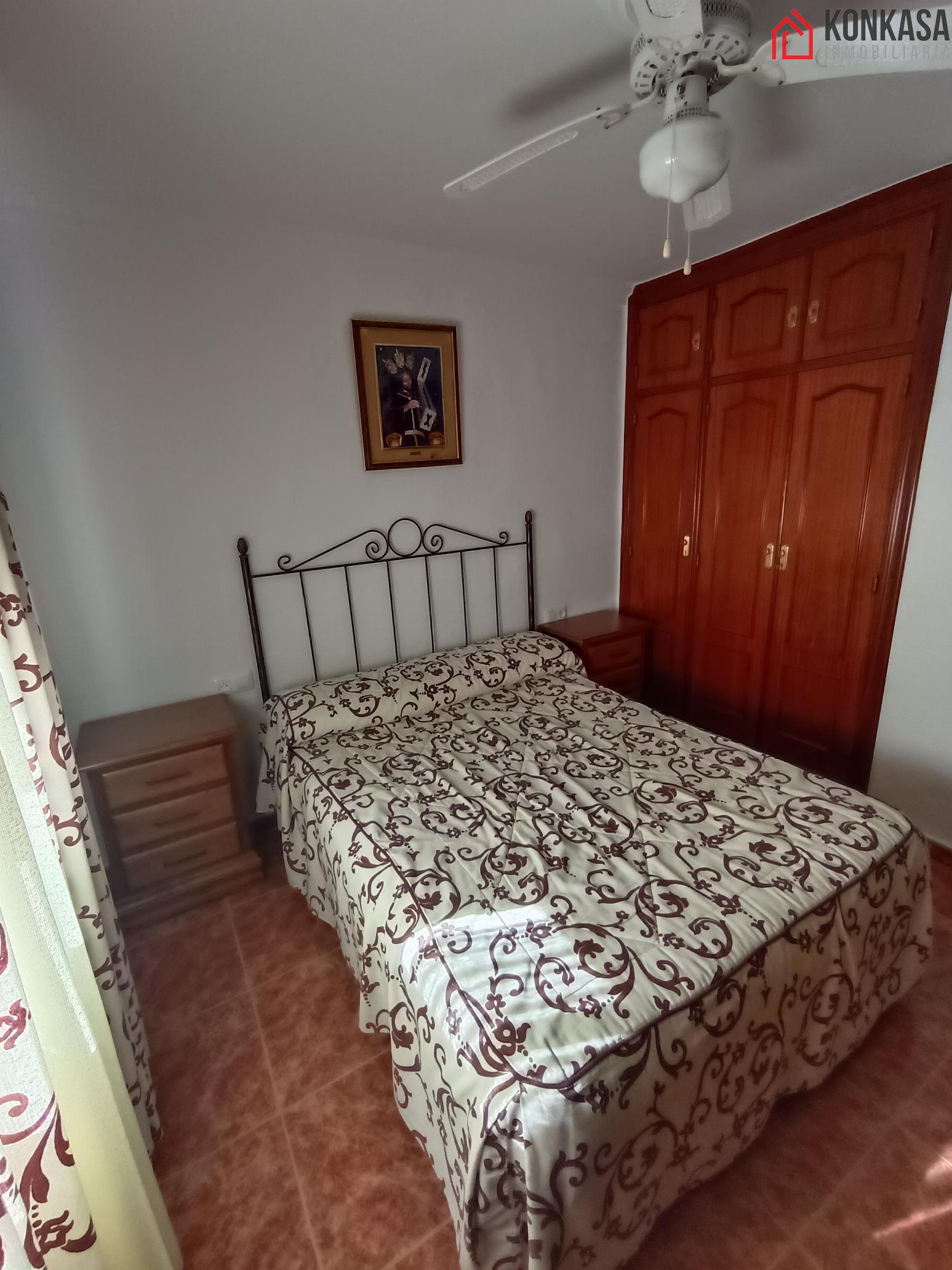 For sale of flat in Arcos de la Frontera