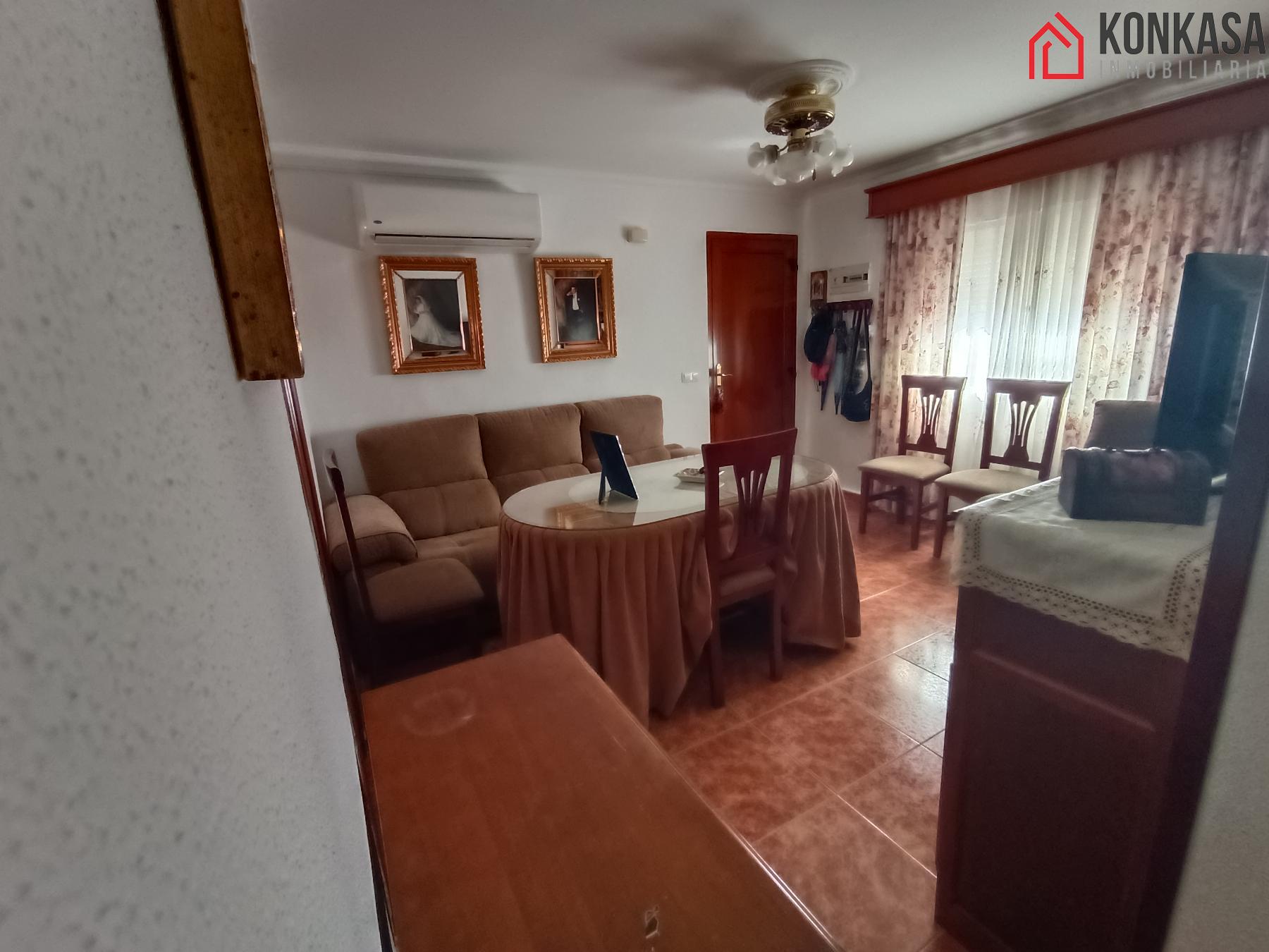 For sale of flat in Arcos de la Frontera
