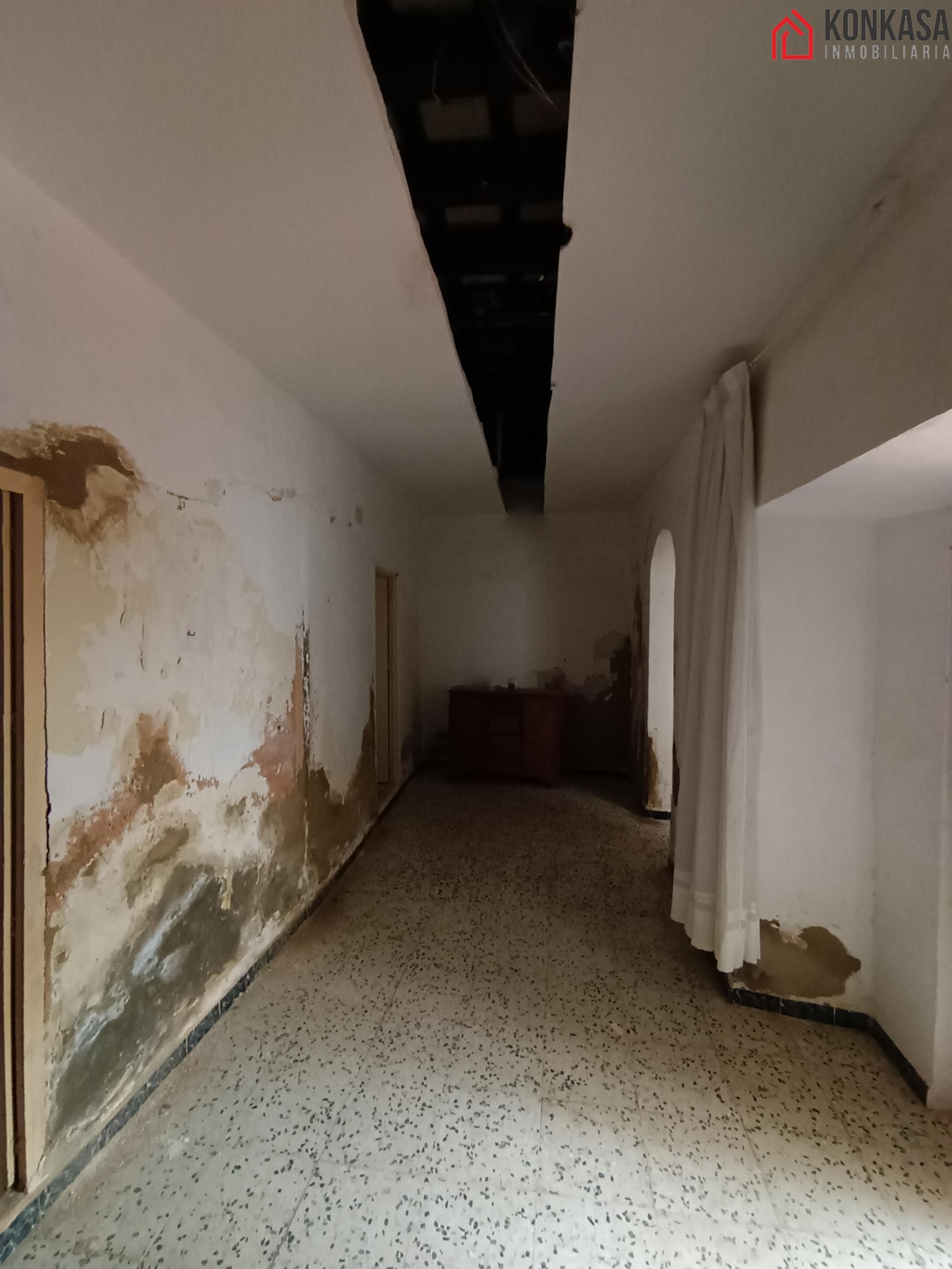 For sale of flat in Arcos de la Frontera