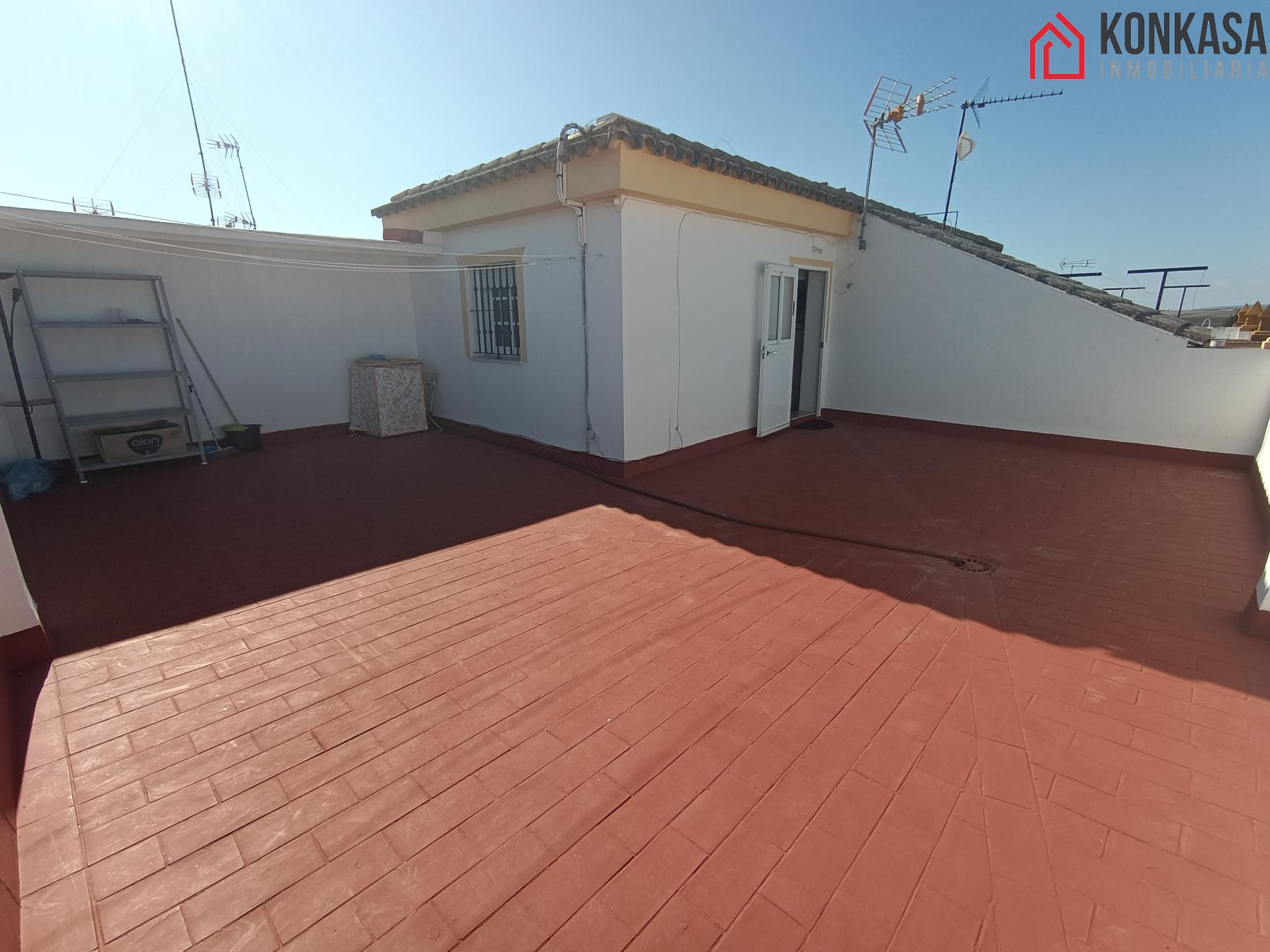 For sale of flat in Jédula