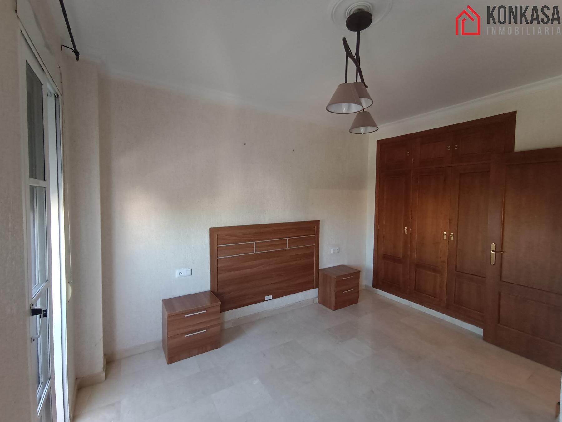 For sale of flat in Jédula