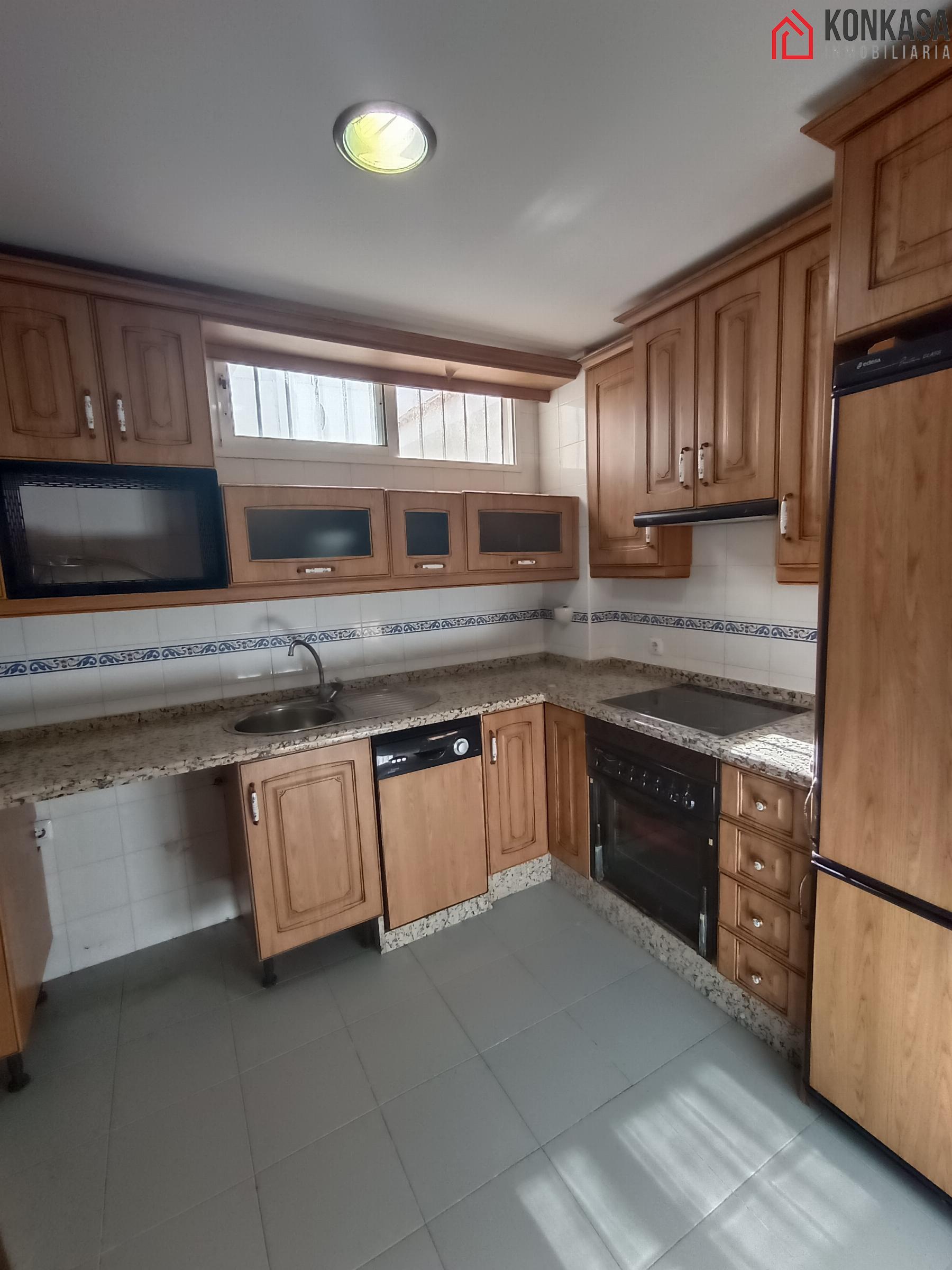 For sale of flat in Jédula