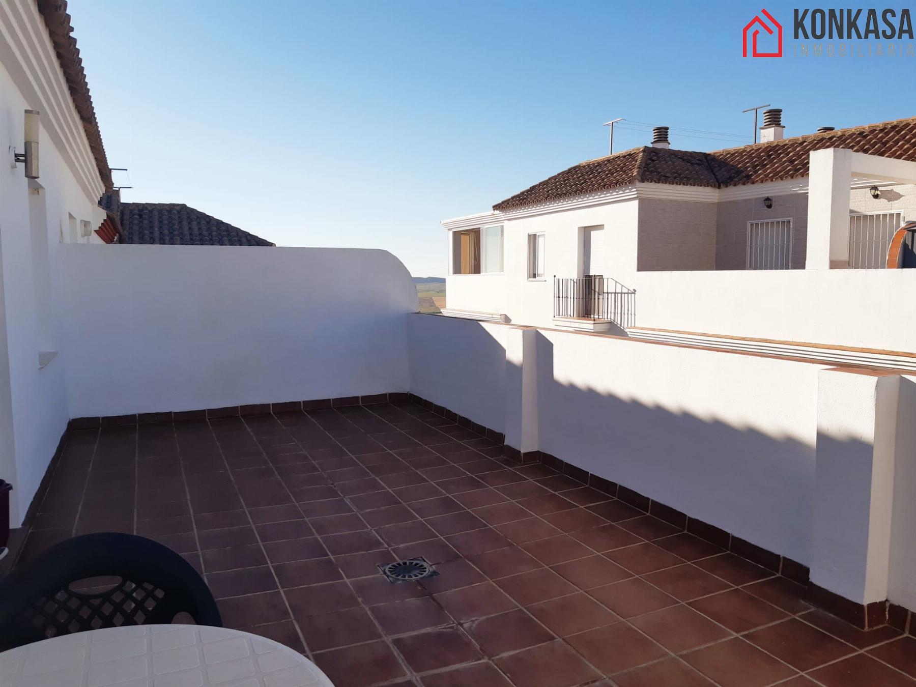 For sale of flat in Arcos de la Frontera