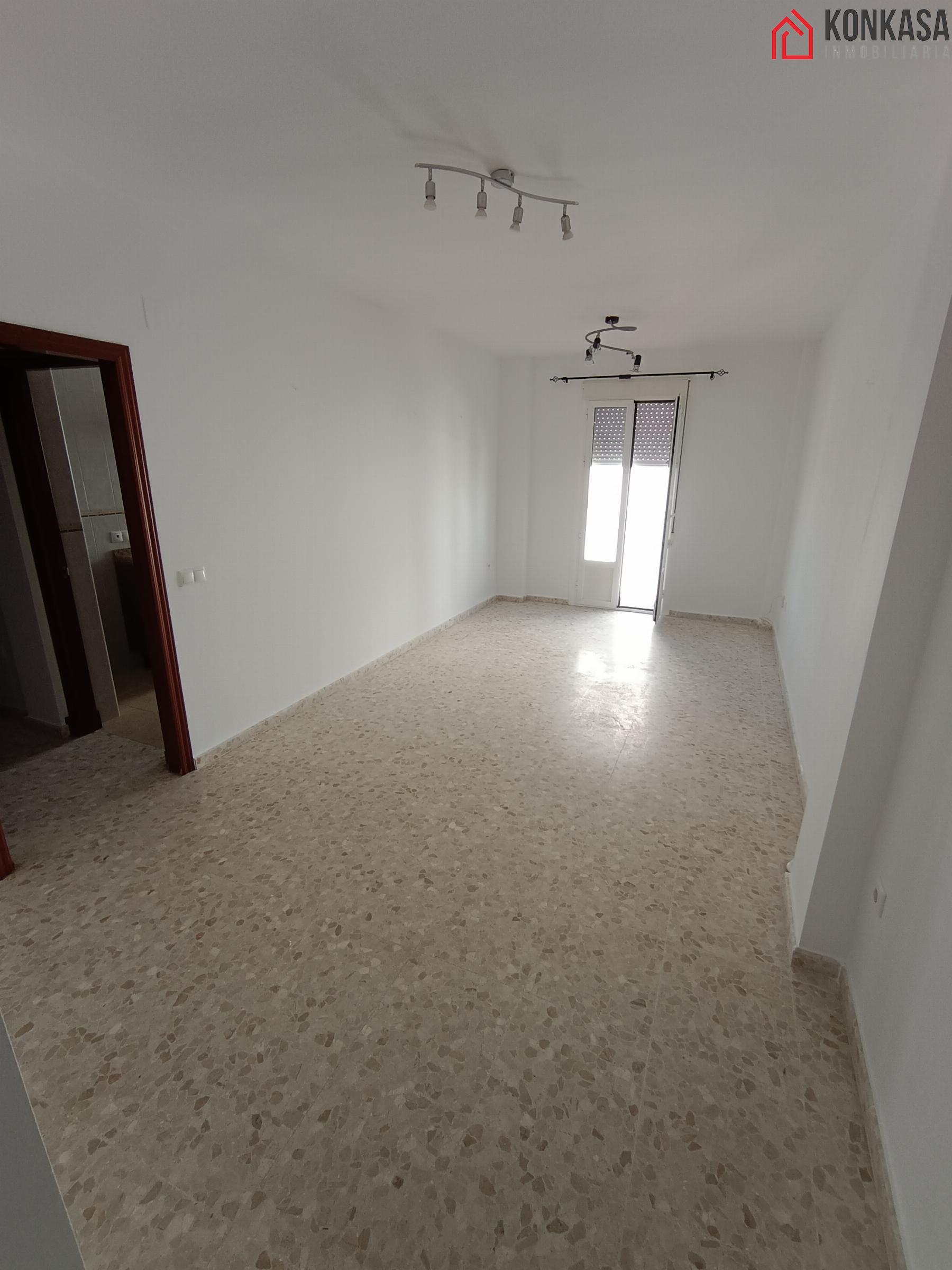 For sale of flat in Arcos de la Frontera
