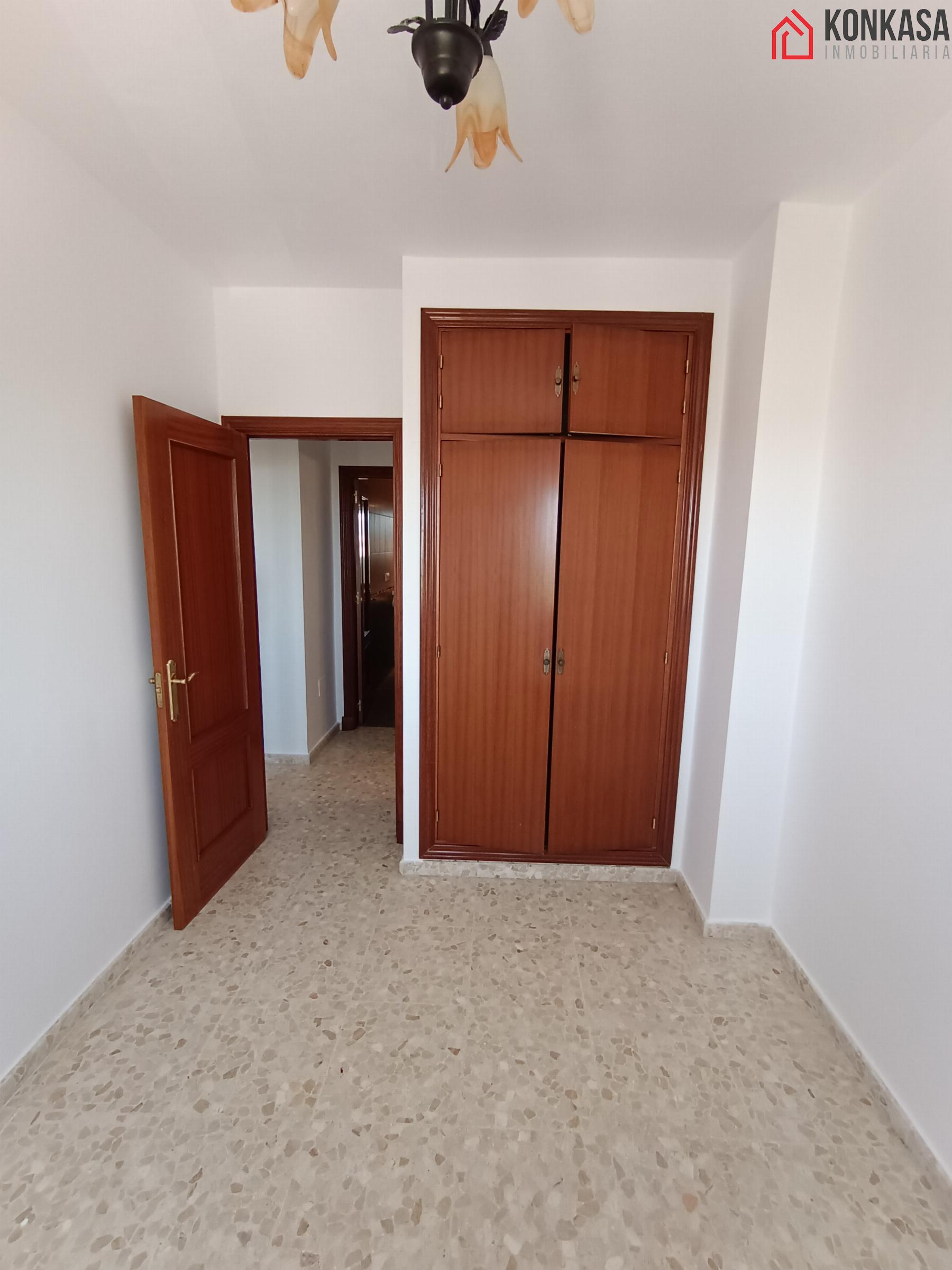 For sale of flat in Arcos de la Frontera