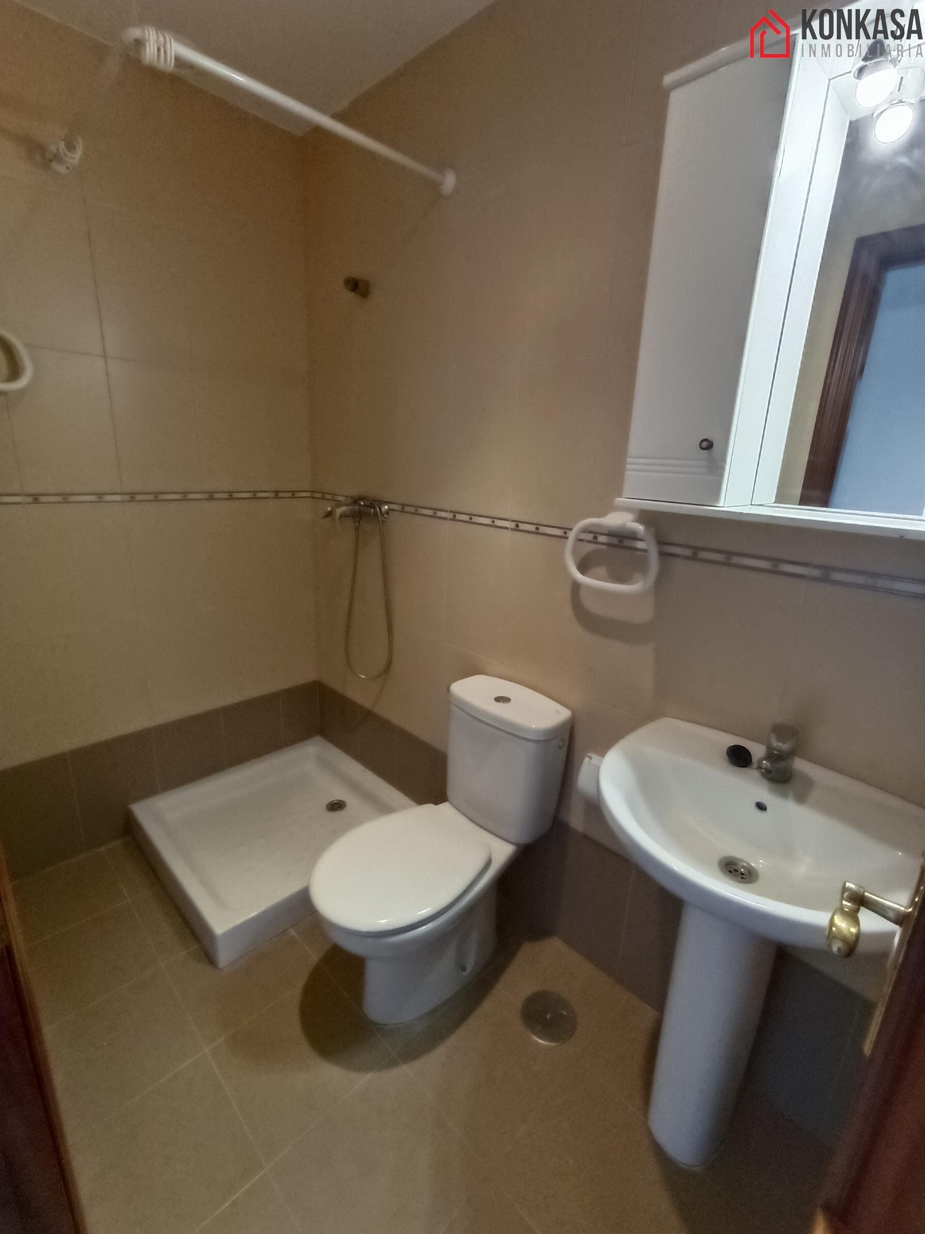 For sale of flat in Arcos de la Frontera