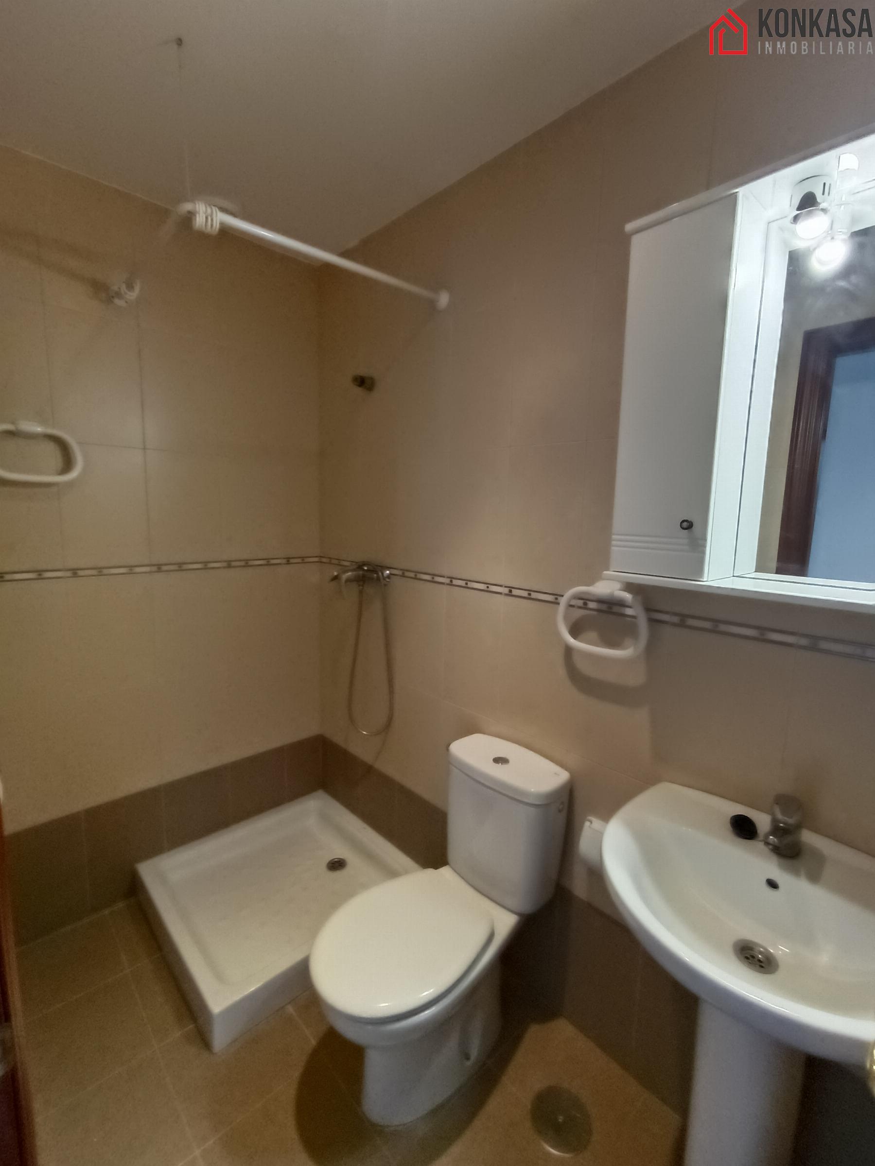 For sale of flat in Arcos de la Frontera