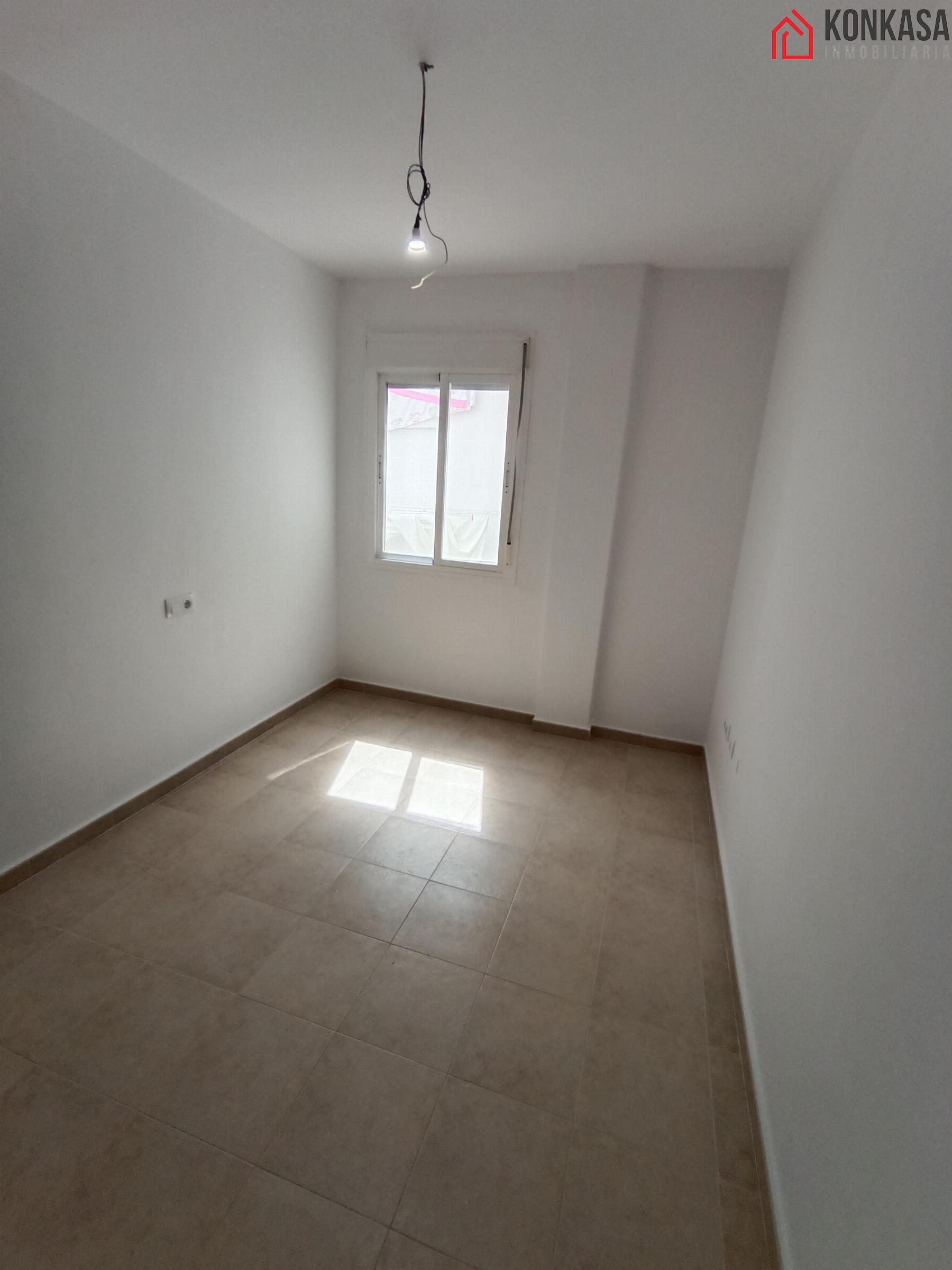For sale of flat in Arcos de la Frontera
