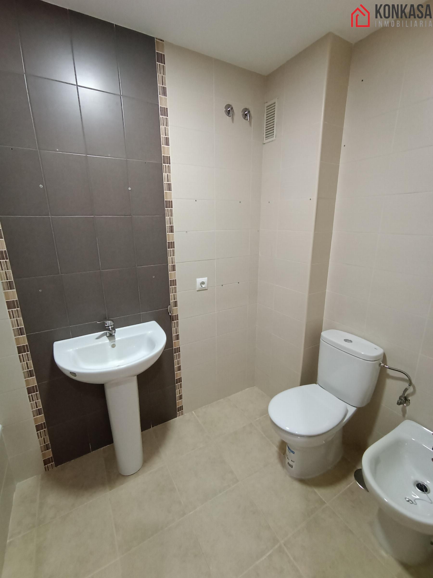 For sale of flat in Arcos de la Frontera