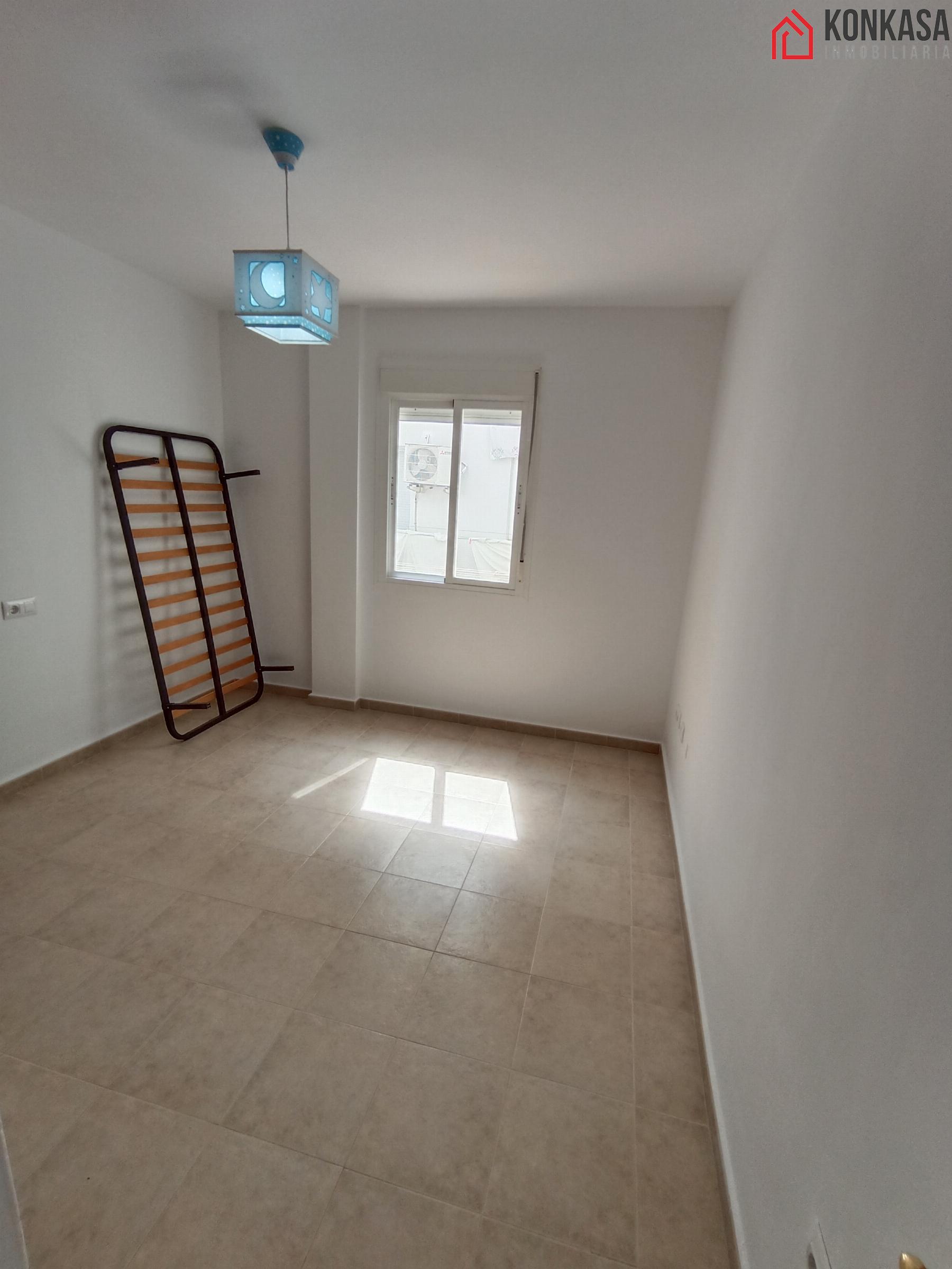For sale of flat in Arcos de la Frontera