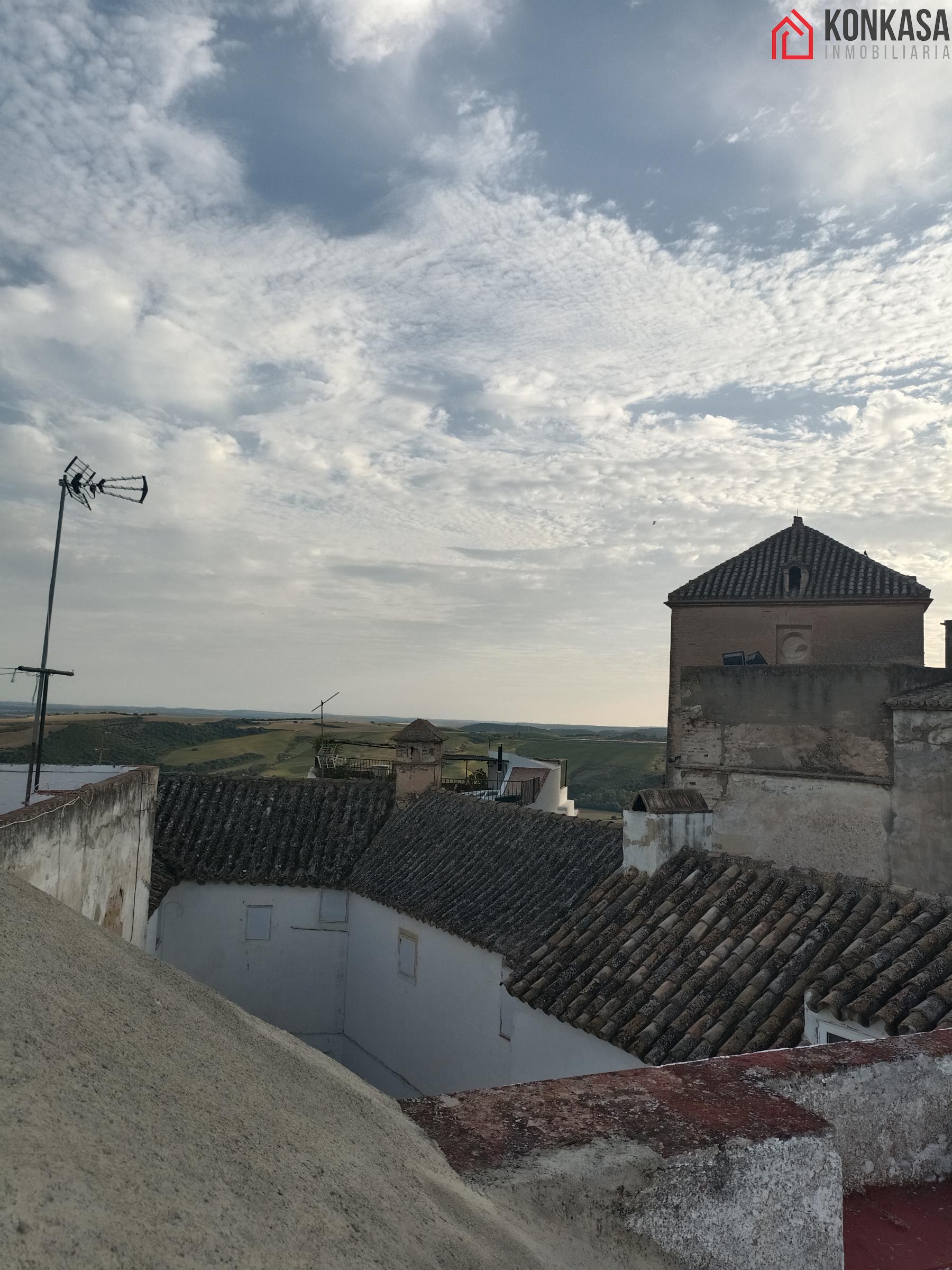 For sale of flat in Arcos de la Frontera