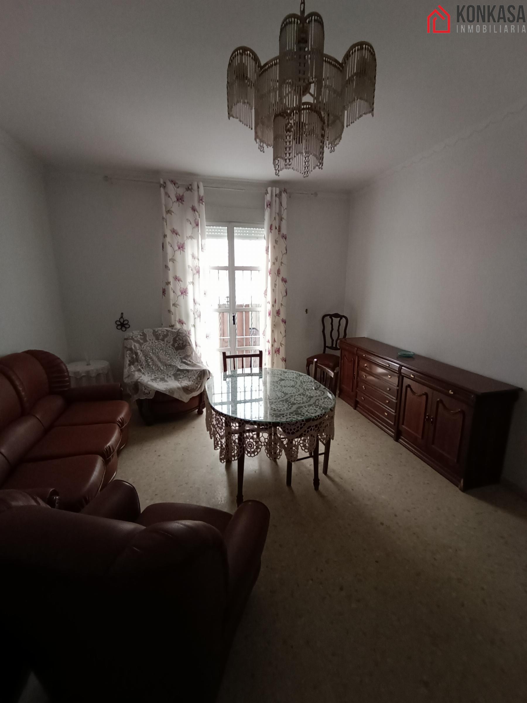 For sale of flat in Arcos de la Frontera
