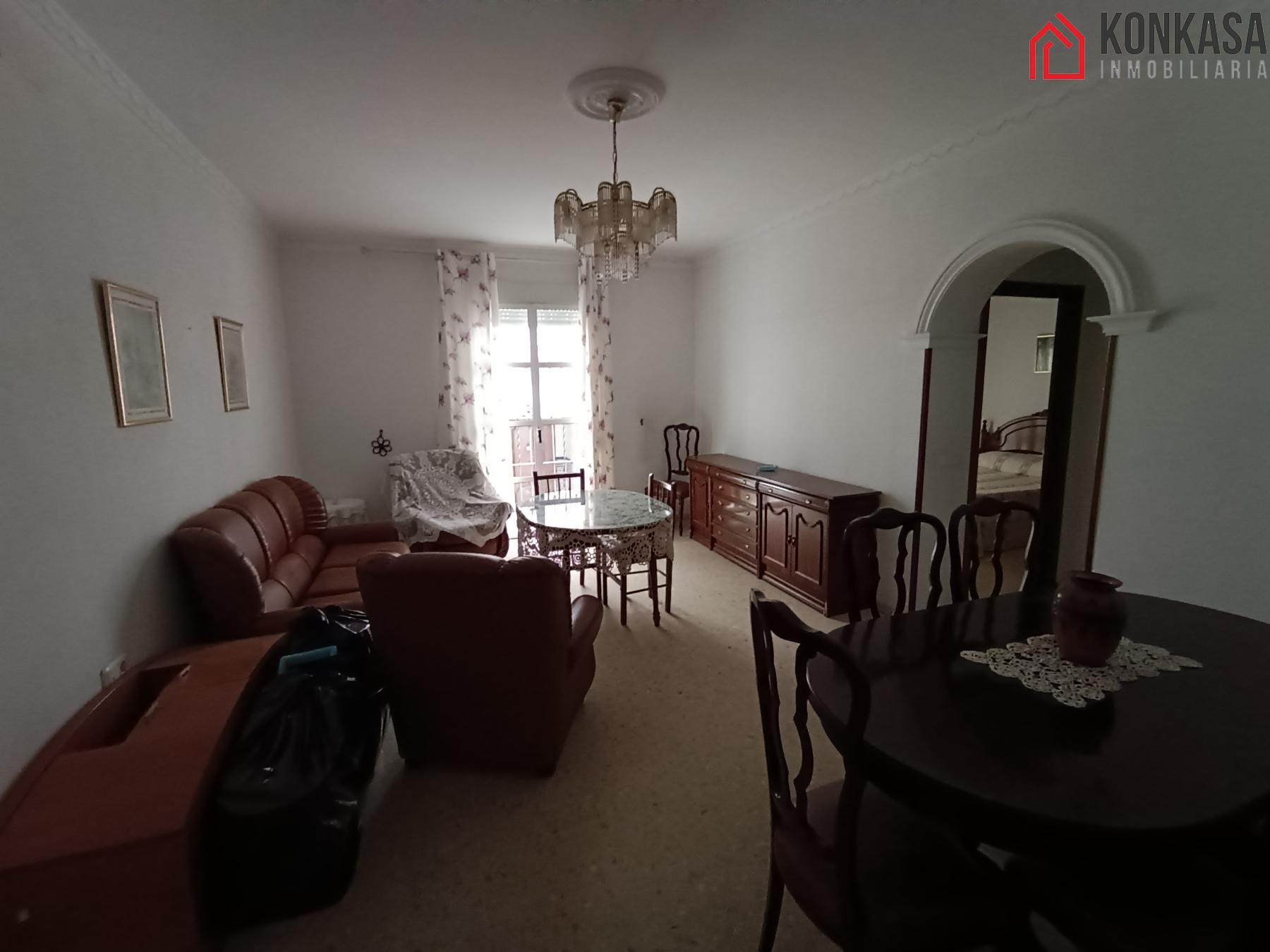 For sale of flat in Arcos de la Frontera