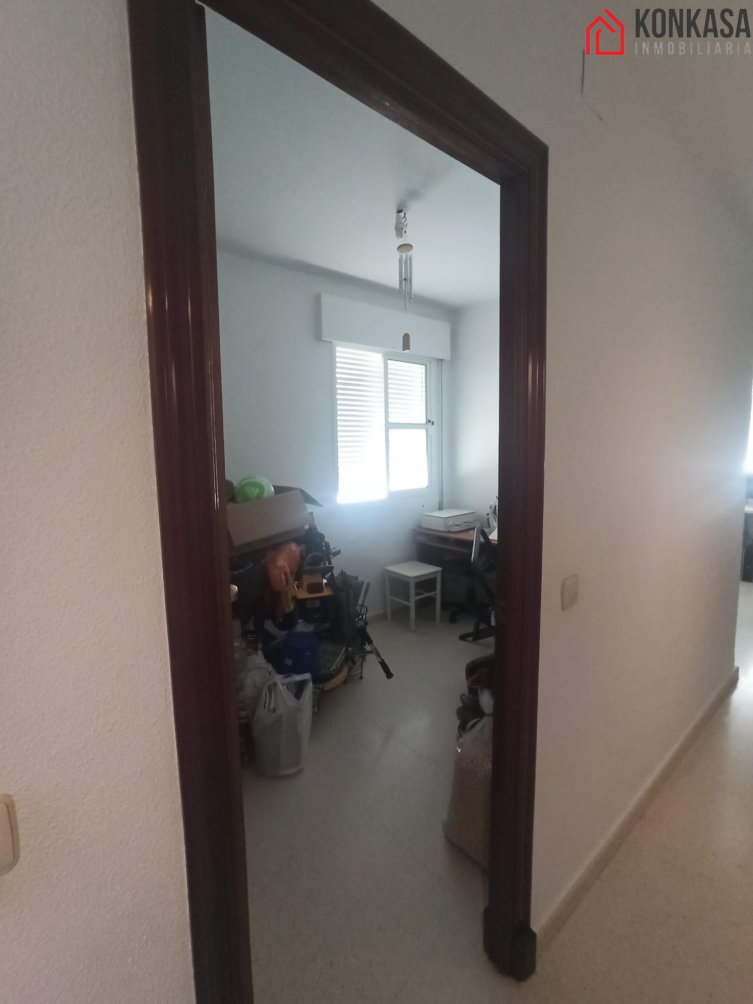 For sale of flat in Arcos de la Frontera