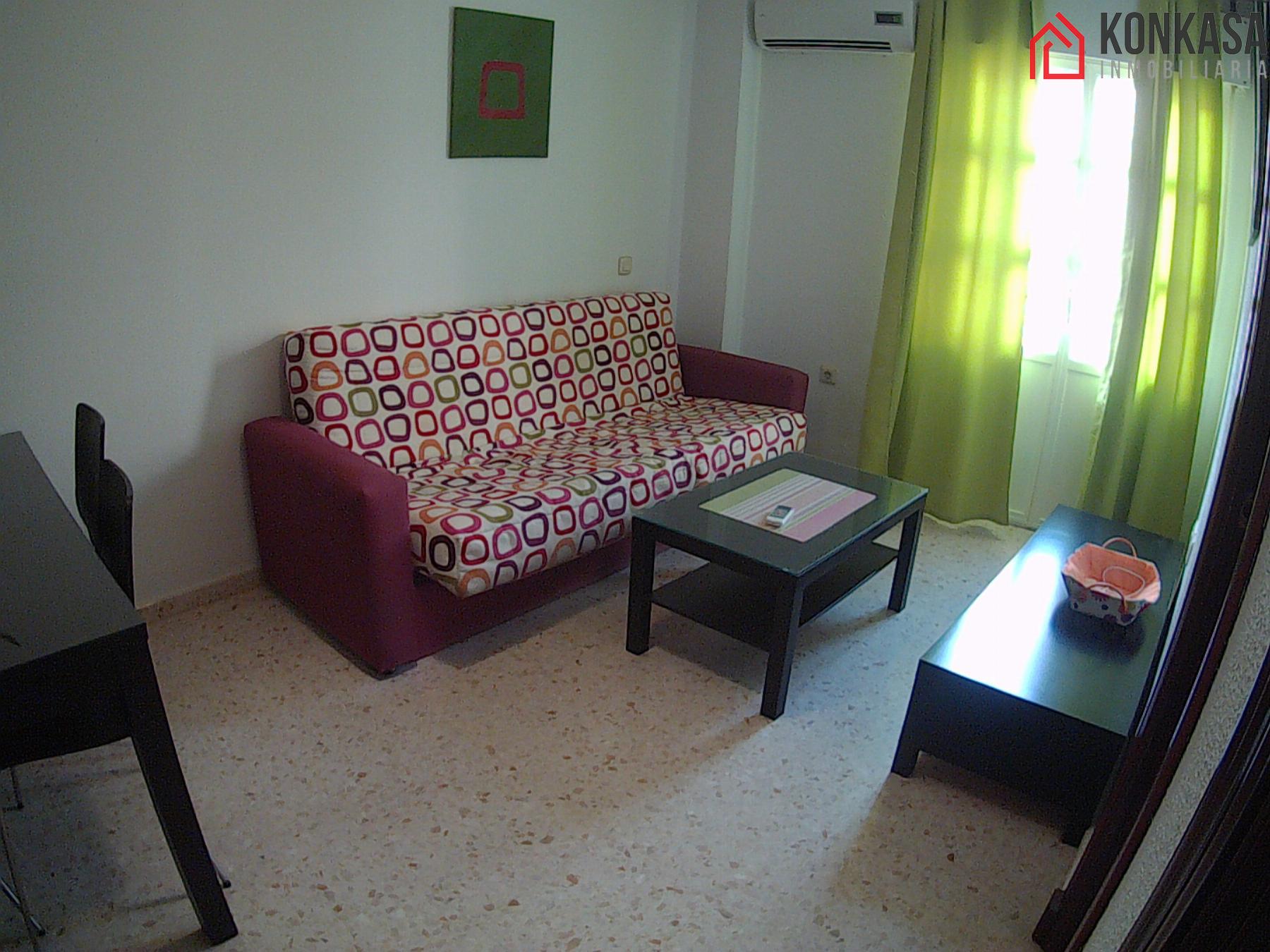 For sale of flat in Arcos de la Frontera