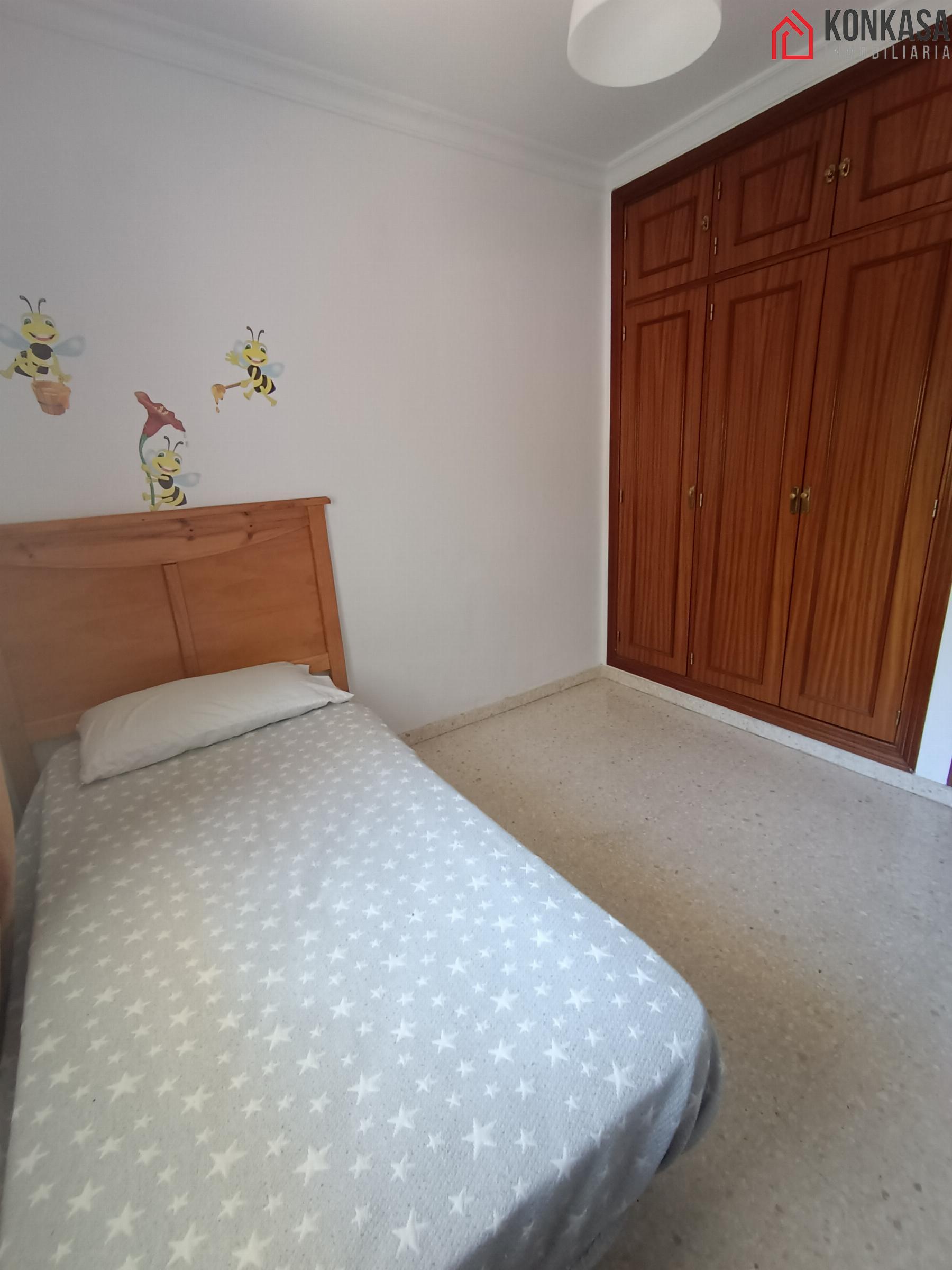 For sale of flat in Arcos de la Frontera