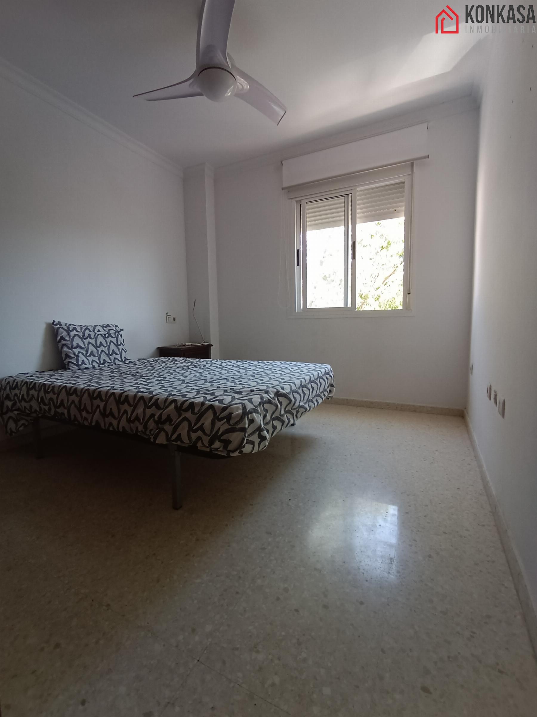 For sale of flat in Arcos de la Frontera