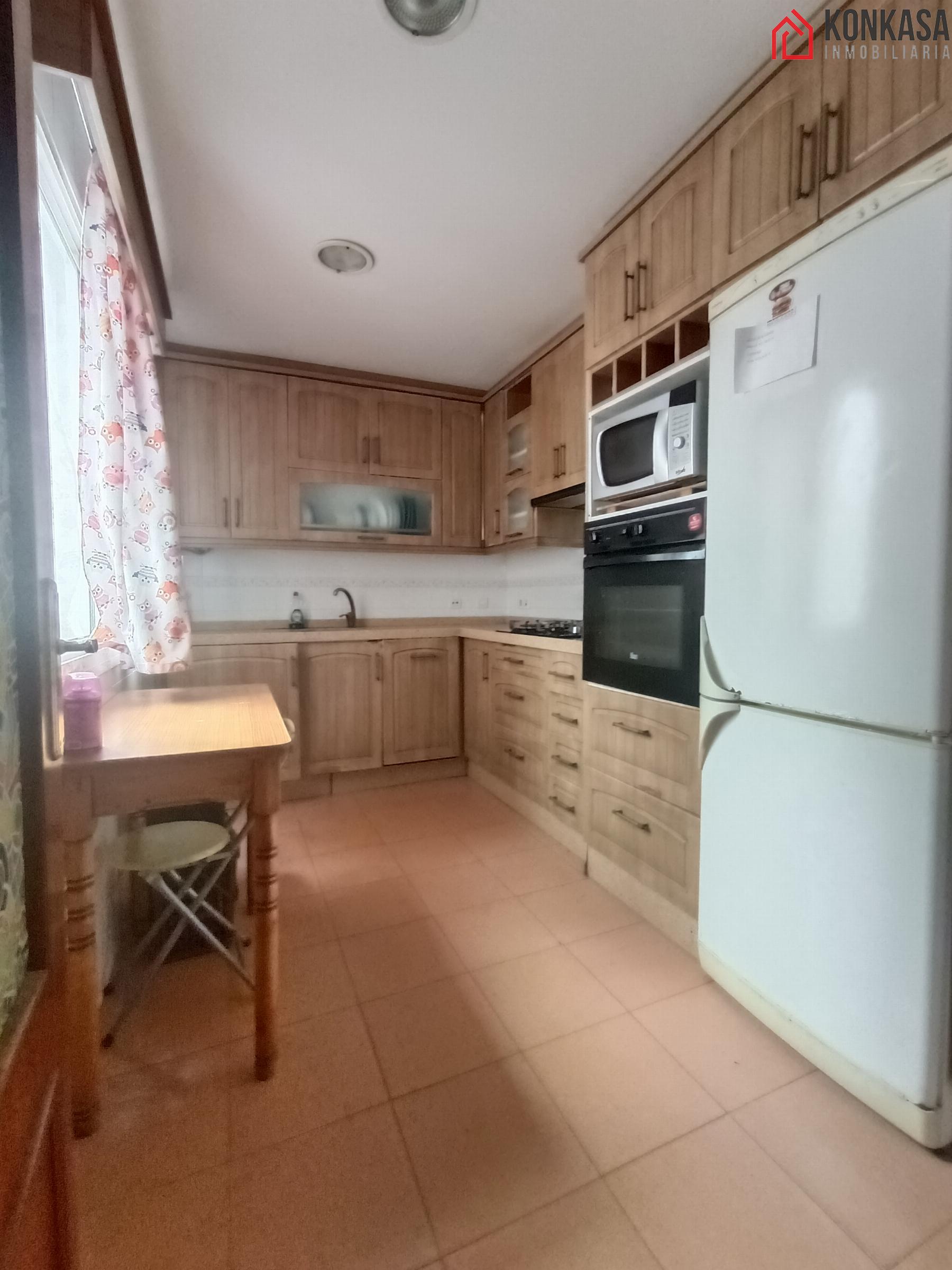 For sale of flat in Arcos de la Frontera