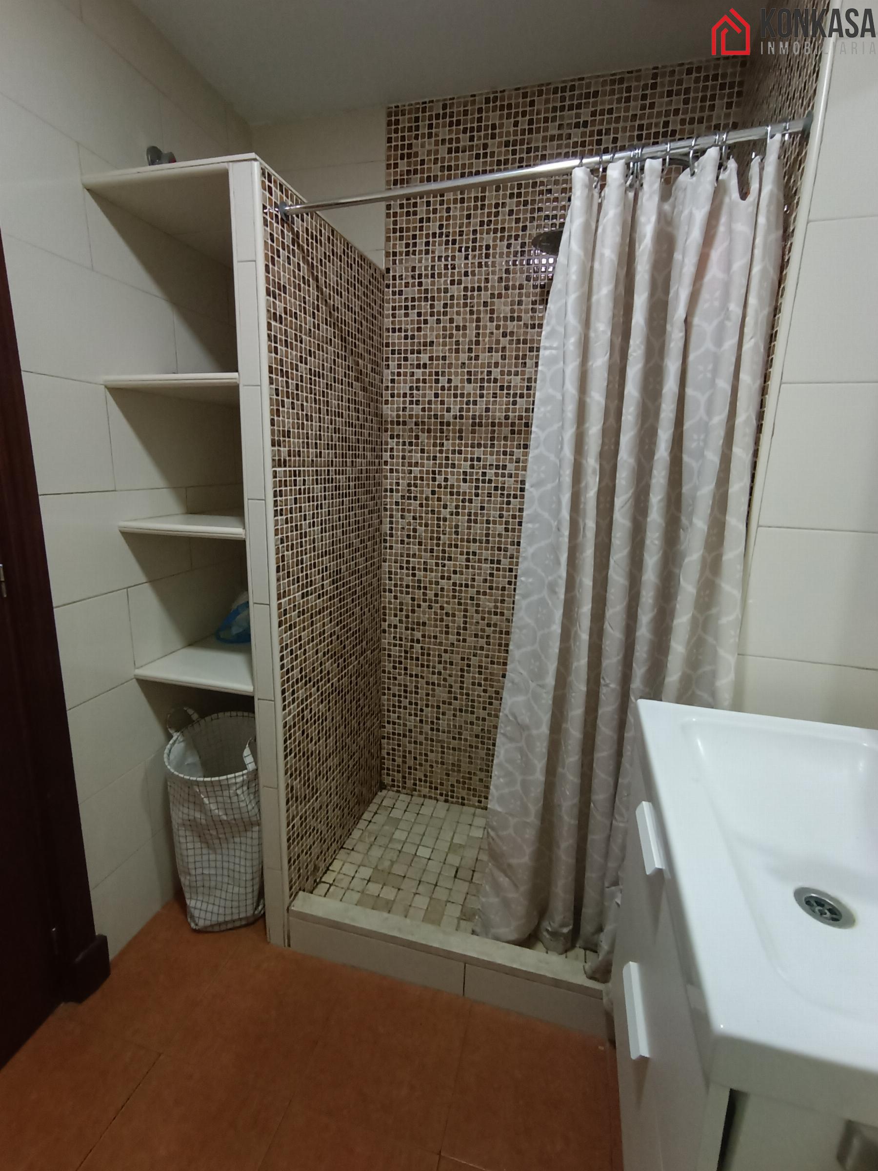 For sale of flat in Arcos de la Frontera