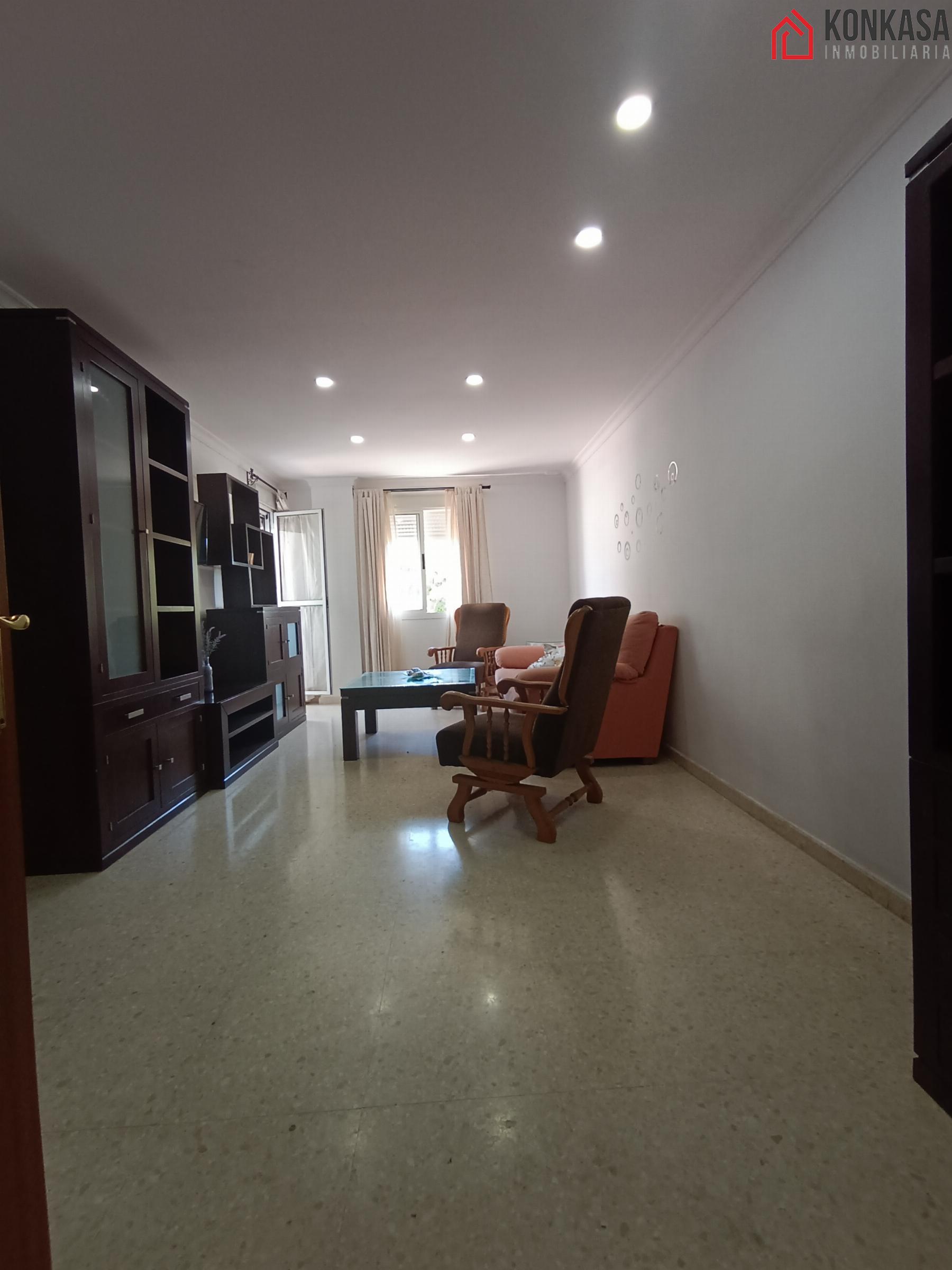 For sale of flat in Arcos de la Frontera