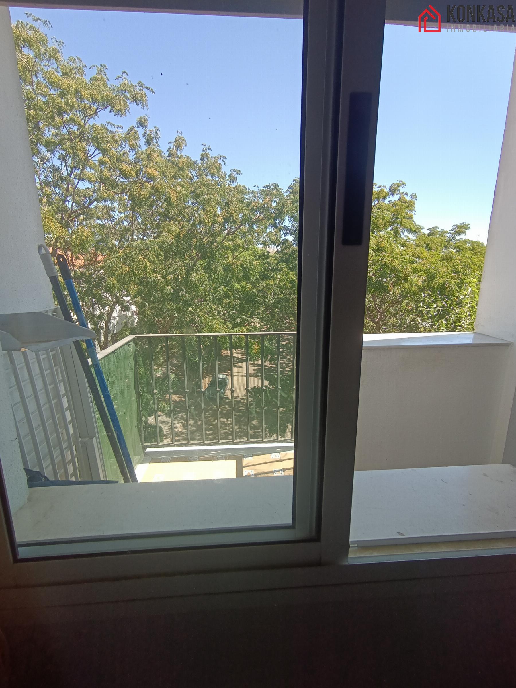 For sale of flat in Arcos de la Frontera