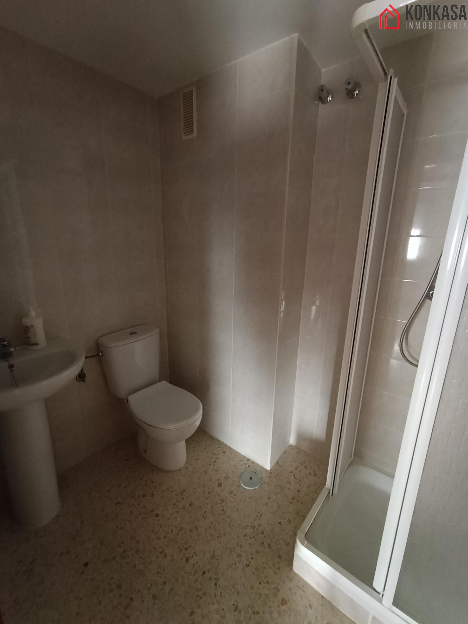 For sale of flat in Arcos de la Frontera