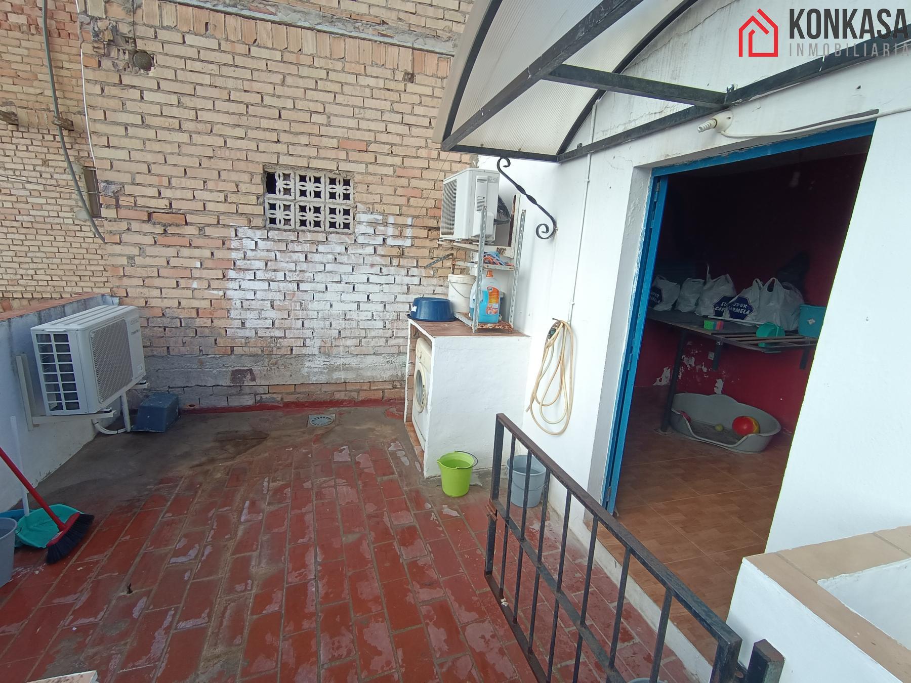 For sale of flat in Arcos de la Frontera