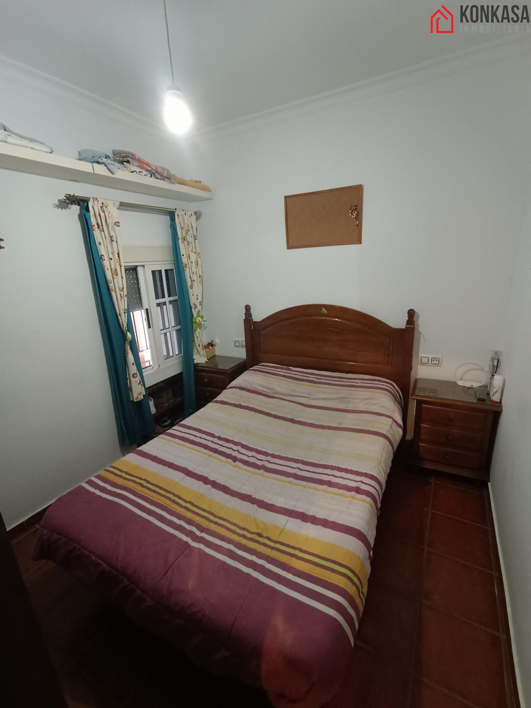 For sale of flat in Arcos de la Frontera