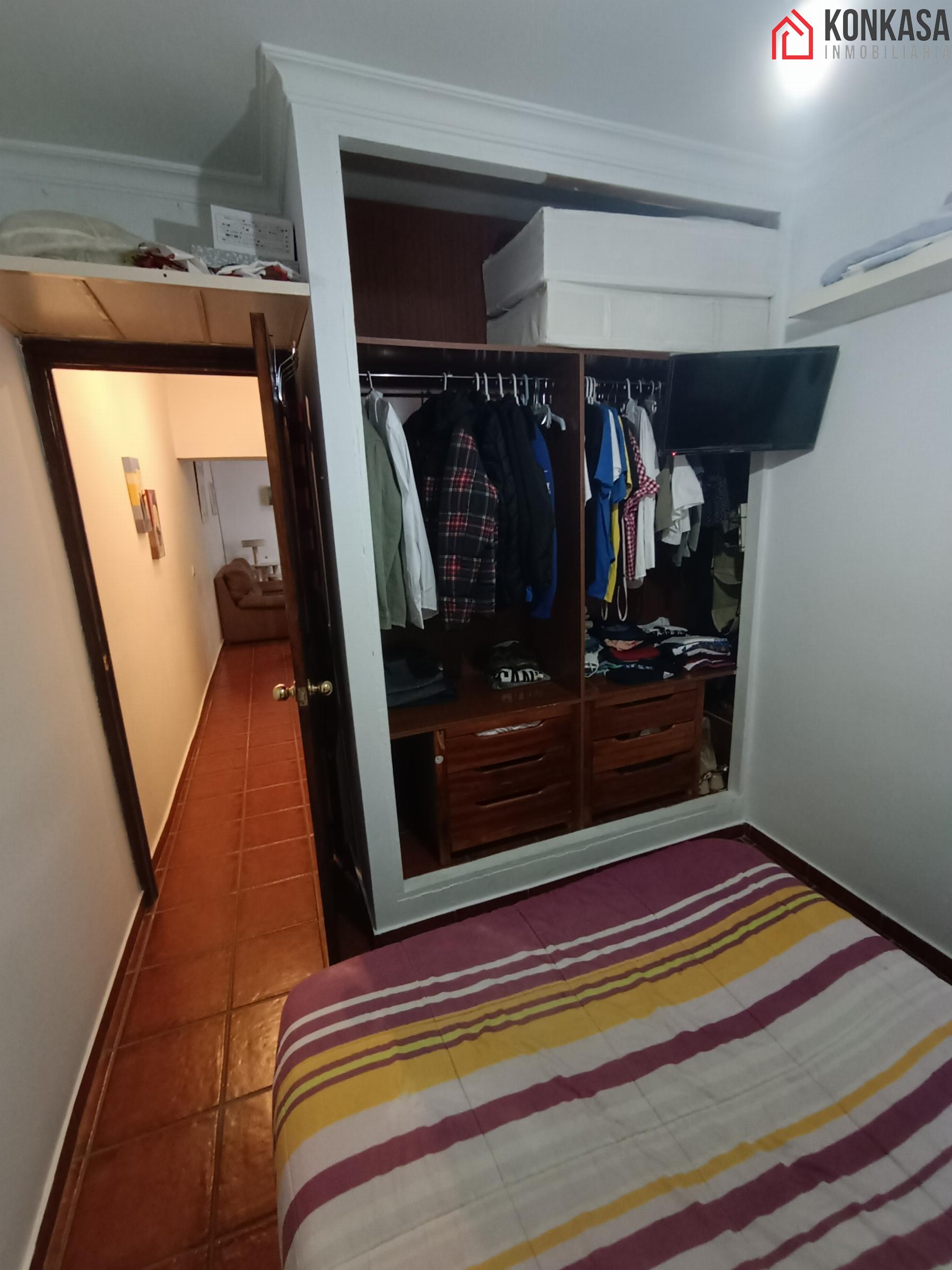 For sale of flat in Arcos de la Frontera